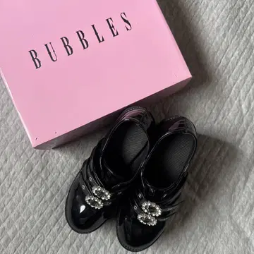 BUBBLES 블랙 로퍼 스톤 장식