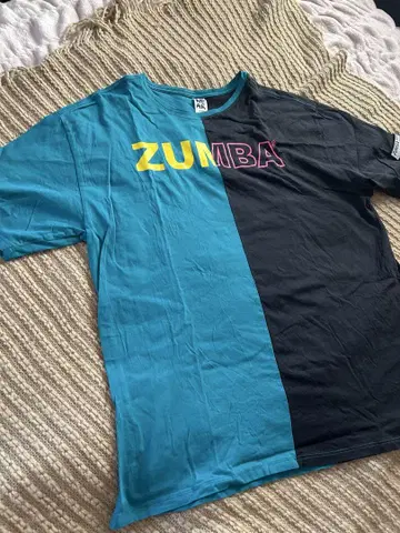 [정품] ZUMBA 반반 색상 구분 빅 티셔츠