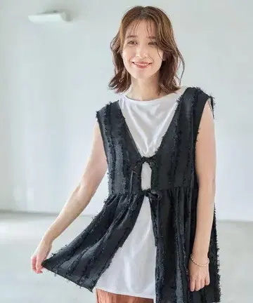 더블 프론트 프린지 자카드 베스트 블랙