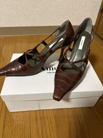 아메리빈티지 CROSS POINTED PUMPS