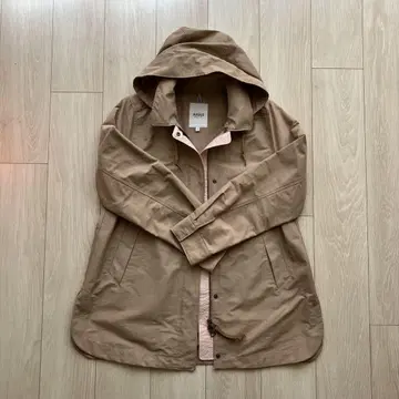 AIGLE 트렌치코트
