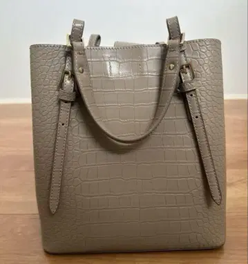 ZARA 크로커다일풍 토트백