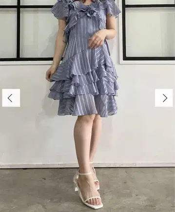 dazzlin 바리에 풀루이드 미니 원피스 S