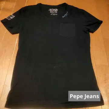 Pepe Jeans 블랙 V넥 티셔츠 XS