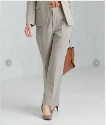 미사용 새상품 WORK TRIP OUTFITS 팬츠 40 베이지 계열