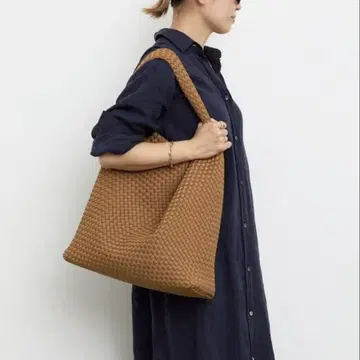 NAGHEDI/나게디 ] Nomad Large Hobo