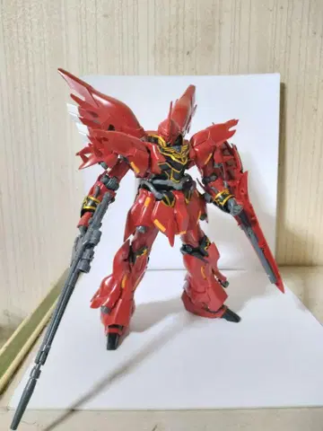 HGUC 시난주 완성품