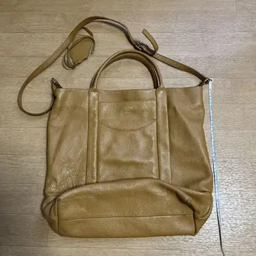 카멜색 가죽 토트백