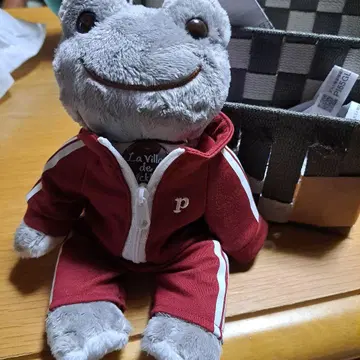 개구리 피클스 La Villa de Pickles 봉제 인형 저지