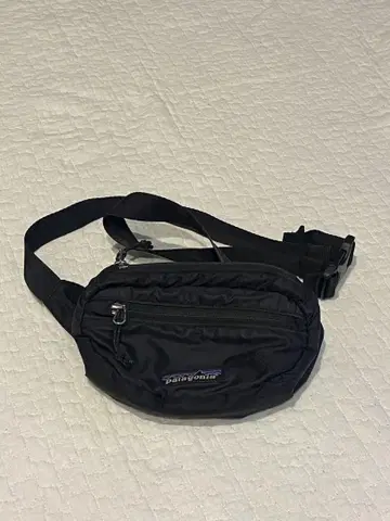 patagonia 바디백 블랙