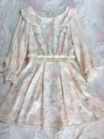LIZ LISA 꽃무늬 플레어 원피스 화이트