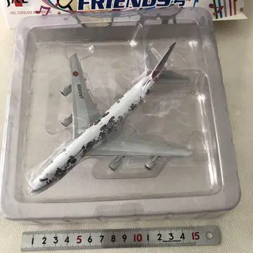 JAL DREAME EXPRESS FRIENDS호 SCALE 1:400