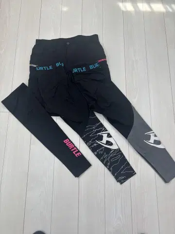 BURTLE 697 시리즈 (레깅스 3매 세트)