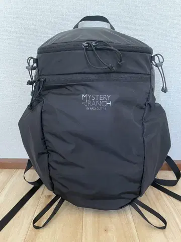 Mystery Ranch In & Out 18 초경량 패커블 백팩