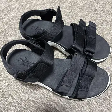 Skechers YOGAFOAM 블랙 스포츠 샌들 24cm