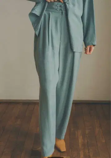 CLANE 2TUCK CHINA SMOOTH PANTS