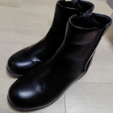 블랙 가죽 사이드 고어 부츠