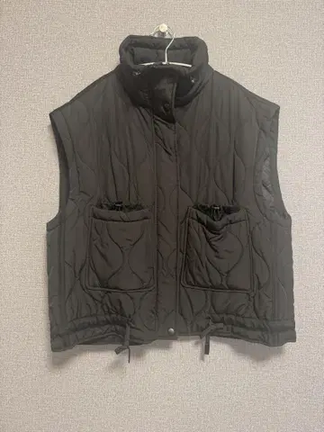 ZARA 퀼팅 베스트