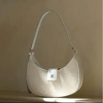 미개봉 새상품 Herlipto HLT Moon Bag
