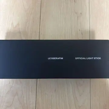 LESSERAFIM OFFICIAL LIGHT STICK