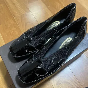 GINZA Yoshinoya 블랙 플랫 슈즈 22.5cm