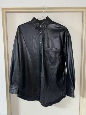 MAISON SPECIAL 인조 가죽 셔츠