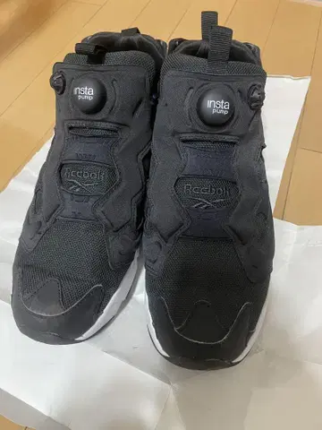Reebok 인스타펌프 블랙 Instapump Fury