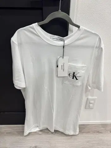 Calvin Klein 포켓 티셔츠 XXL