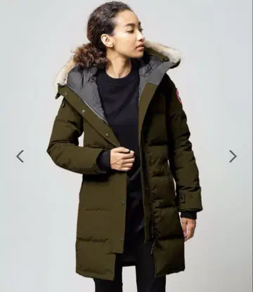 CANADA GOOSE 밀리터리 그린 맥켄지 사이즈 S