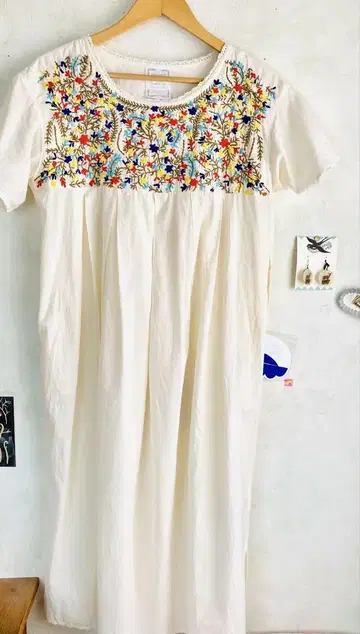CRAFT STANDARD BOUTIQUE / 자수 원피스