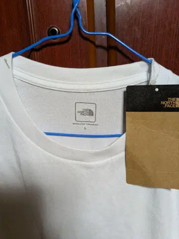 THE NORTH FACE NT321003X L 화이트 티셔츠