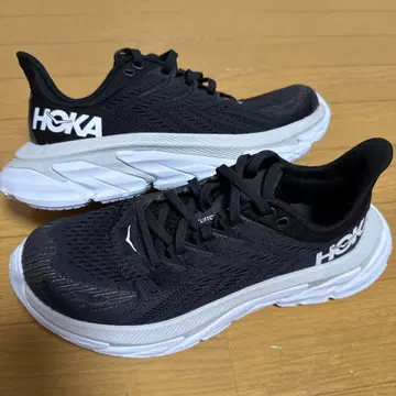 HOKA ONEONE 클리프톤 엣지 23.5cm 블랙 새상품급