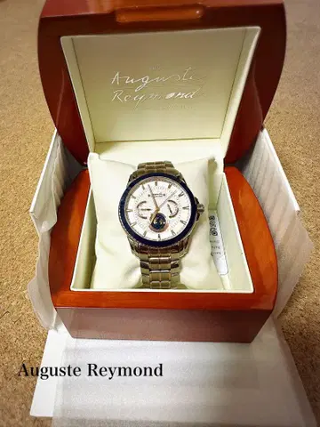 Auguste Reymond 아날로그 시계