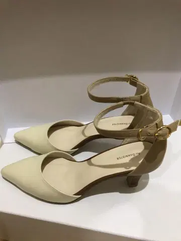 Au BANNISTER 샌들