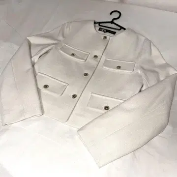ZARA 화이트 자켓 블레이저 A/W