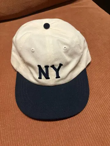 NY 자수 야구 모자 화이트/네이비