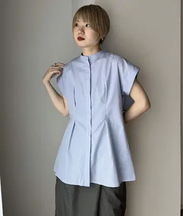 KBF BACK 레이어드 슬리브리스 블라우스 라벤더