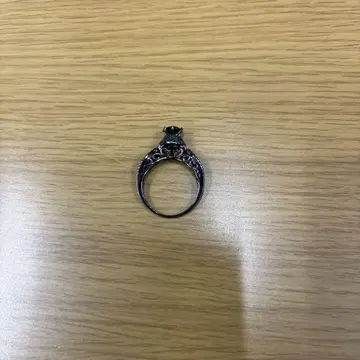 엘레강트한 블랙링 그린 스톤 장식