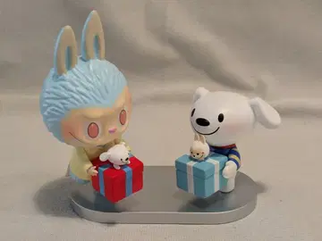 POP MART THE MONSTERS LABUBU The Gift