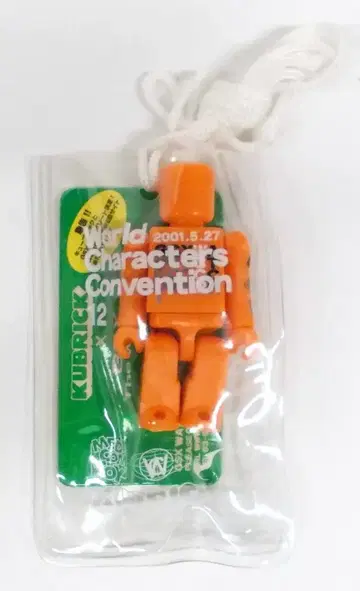 MEDICOMTOY 큐브릭 100% WCC12 티켓