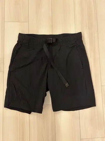 DESCENTE 블랙 숏팬츠 L