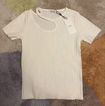 moussy 티셔츠