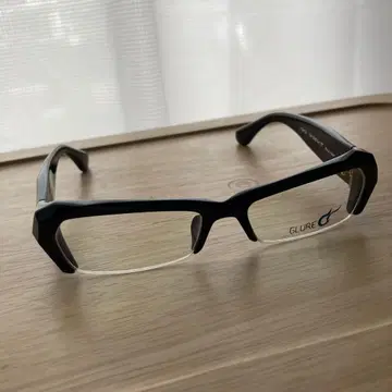 사바에 안경 반무테 타입