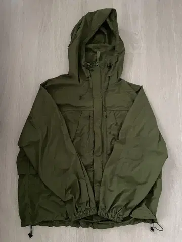 FREAK'S STORE 나일론 재킷 올리브 그린