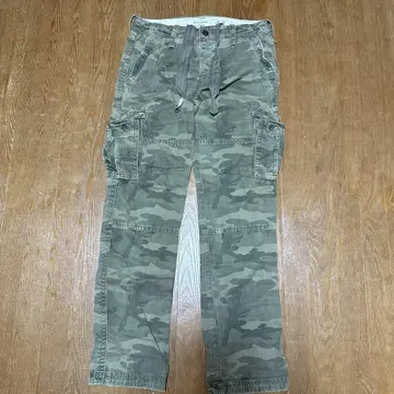 Abercrombie & Fitch 카모플라쥬 카고 팬츠 W30 L32