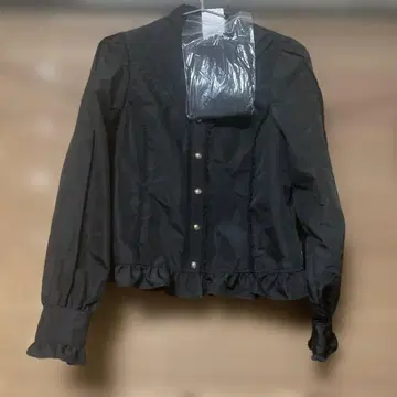 보타이 리본 프릴 블랙 긴팔 블라우스 M 사이즈