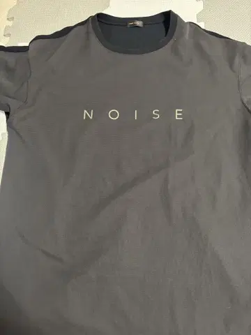 NOISE MAKER 그레이 티셔츠