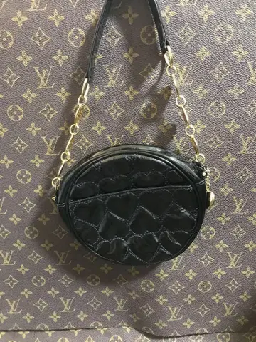 인기 상품, 단종, 레어한 MOSCHINO 하트 핸드백