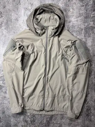 patagonia mars level5 L-R