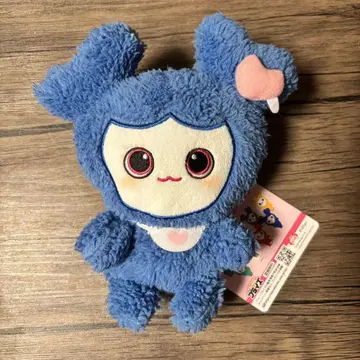 TWICE LOVELY 폭신폭신 앉아있는 봉제 인형 쯔블리(쯔위)